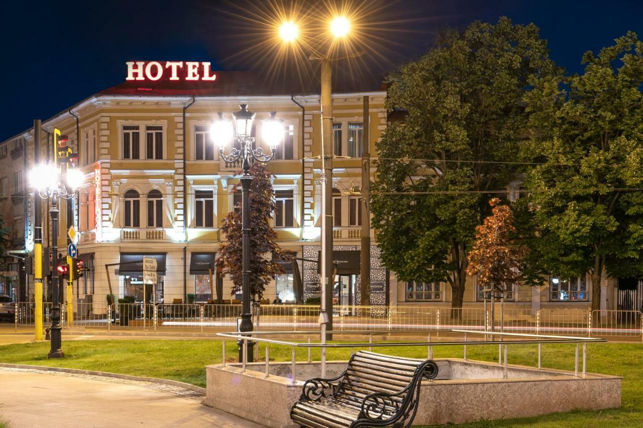 Maxim Boutique Hotel Sofia Exterior photo
